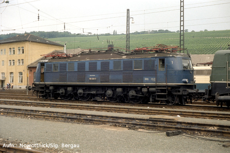 http://www.of-orplid.de/Eisenbahn/1981-07-16-Wuerzburg_0008.jpg