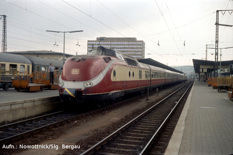 http://www.of-orplid.de/Eisenbahn/1981-07-16-Wuerzburg_0028.jpg