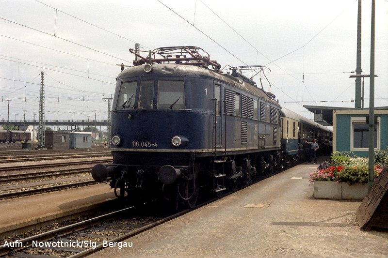 http://www.of-orplid.de/Eisenbahn/1981-07-17-Ingolstadt_0048.jpg