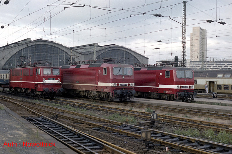 http://www.of-orplid.de/Eisenbahn/1987-09-07-Leipzig_Hbf-0008.jpg