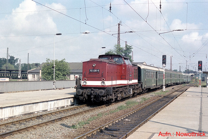 http://www.of-orplid.de/Eisenbahn/1987-09-08-Magdeburg_Hbf-0003.jpg