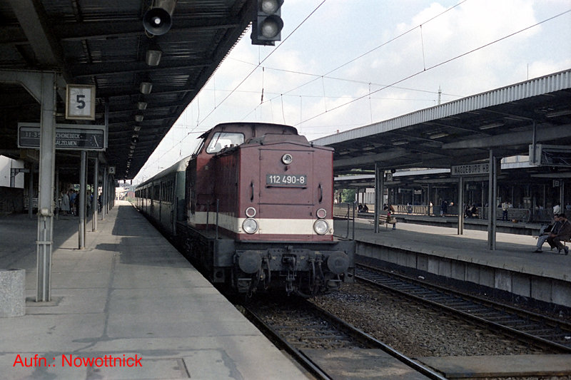 http://www.of-orplid.de/Eisenbahn/1987-09-08-Magdeburg_Hbf-0004.jpg