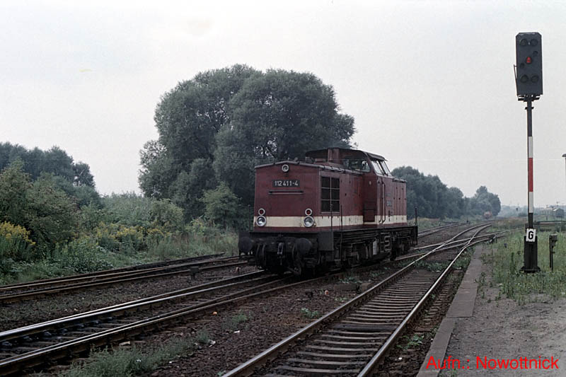 http://www.of-orplid.de/Eisenbahn/1987-09-09-Brandenburg_Hbf-0009.jpg