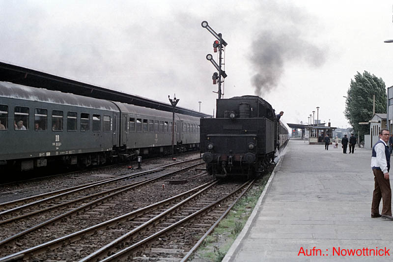 http://www.of-orplid.de/Eisenbahn/1987-09-12-Halberstadt-0010.jpg