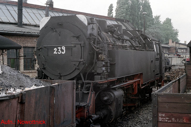 http://www.of-orplid.de/Eisenbahn/1987-09-12-Wernigerode-0001.jpg