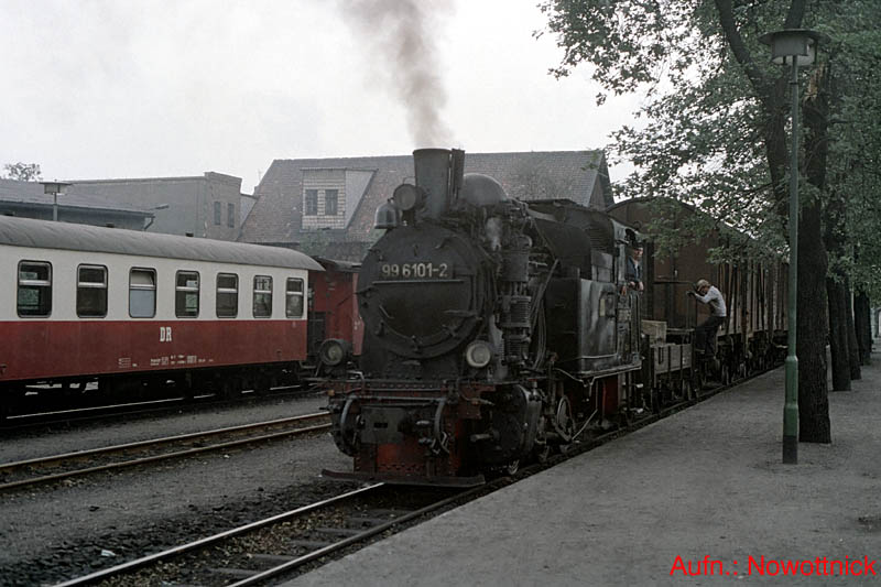 http://www.of-orplid.de/Eisenbahn/1987-09-12-Wernigerode-0003.jpg