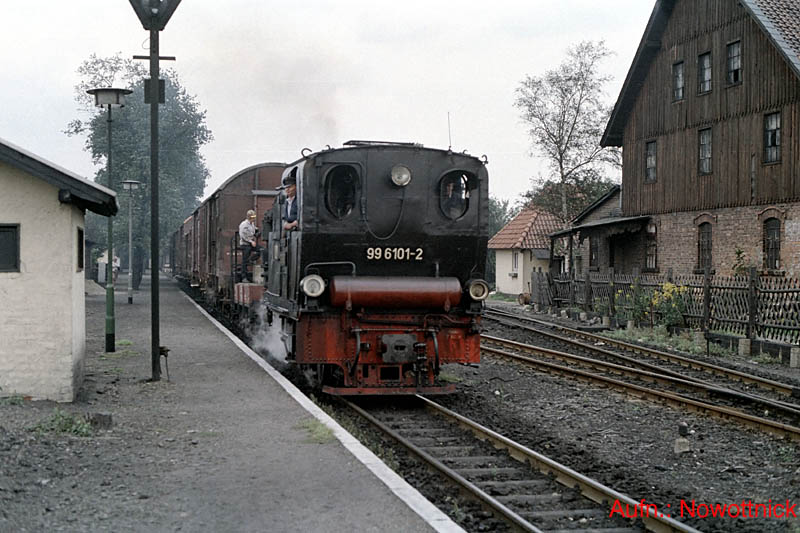 http://www.of-orplid.de/Eisenbahn/1987-09-12-Wernigerode-0005.jpg