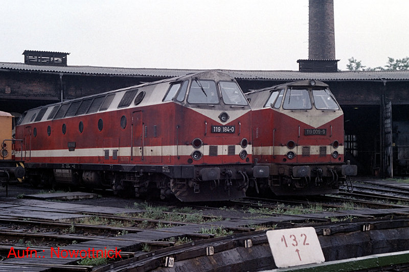 http://www.of-orplid.de/Eisenbahn/1990-06-03-Oebisfelde-0007.jpg