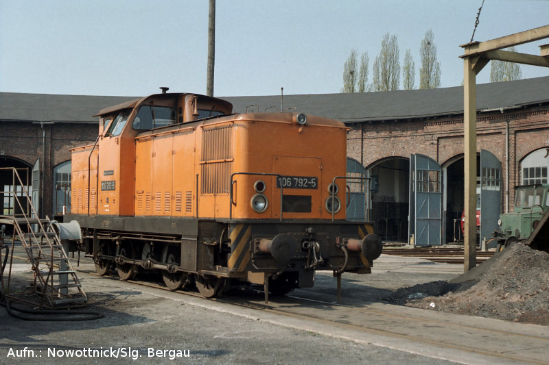 http://www.of-orplid.de/Eisenbahn/1991-05-10-Neuruppin_0009.jpg